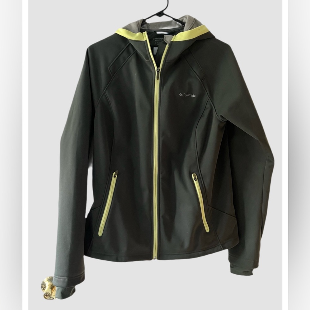Columbia Green and Yellow Hooded Jacket